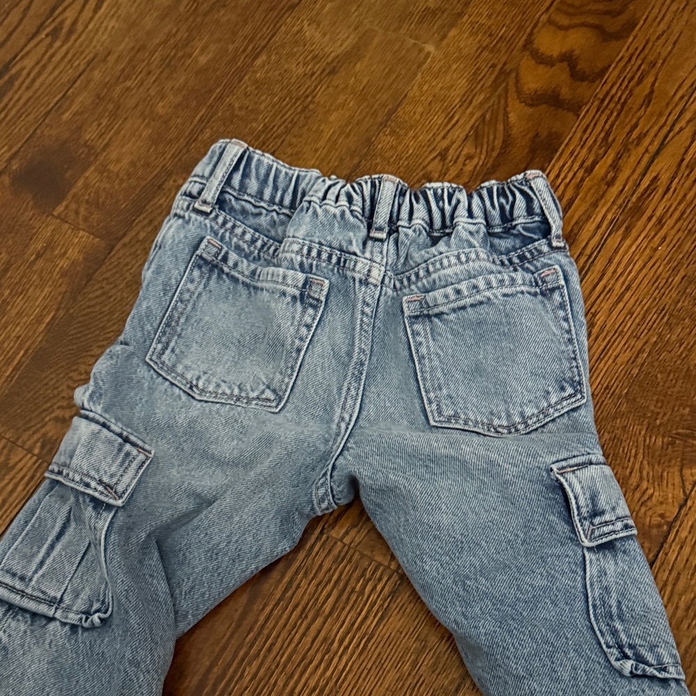 GAP Kids Denim Jeans with Cargo Pocket - Picture 3 of 5